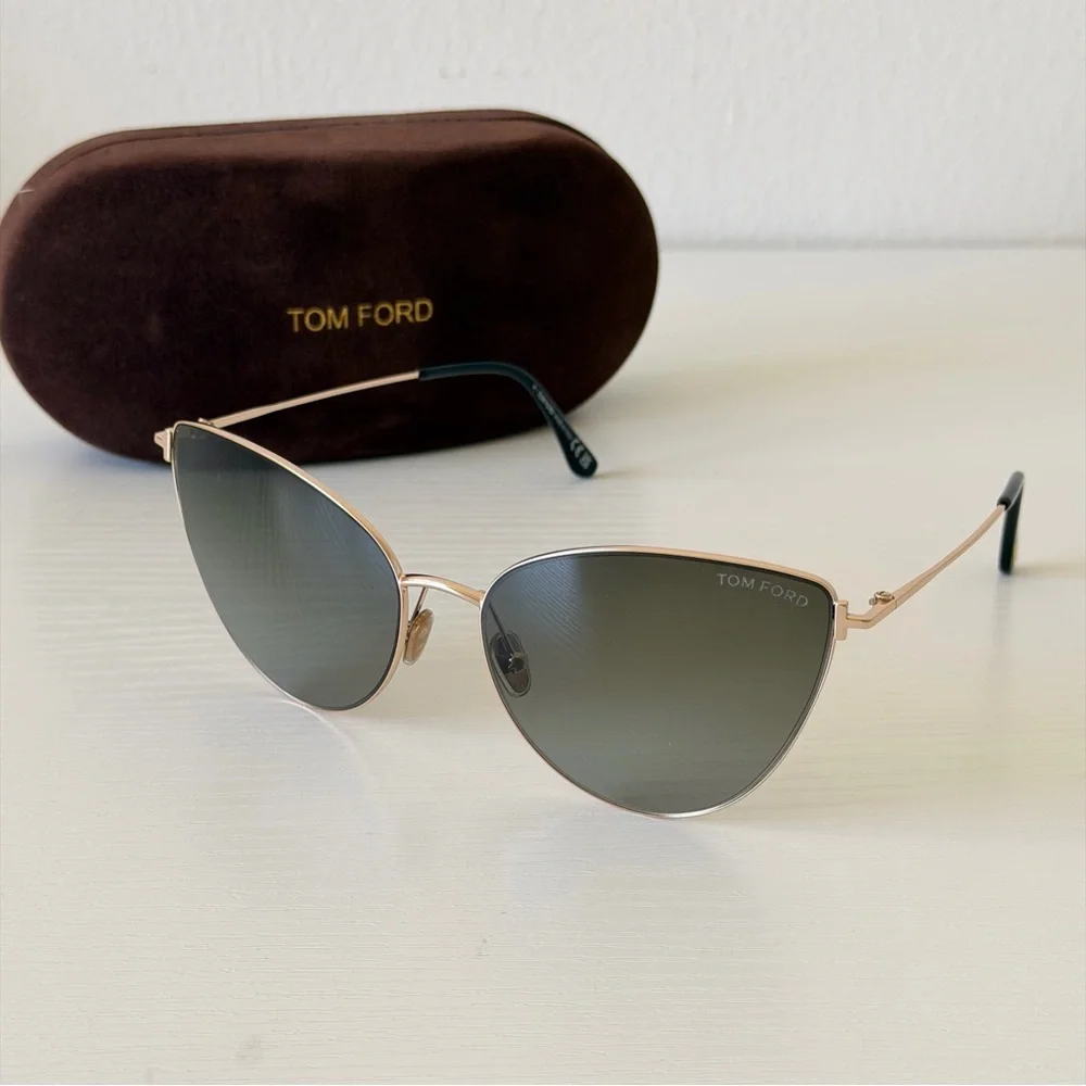 New! Tom Ford FT1005 28B Anais-02 Women Cat Eye Sunglasses in Gold Authentic